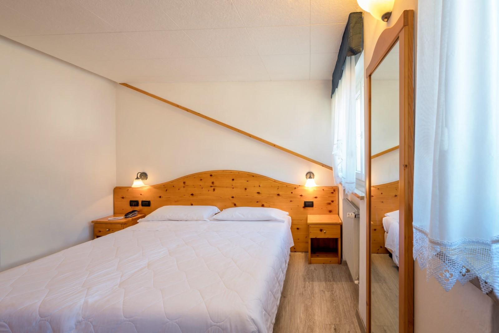Hotel Everest Trento Esterno foto