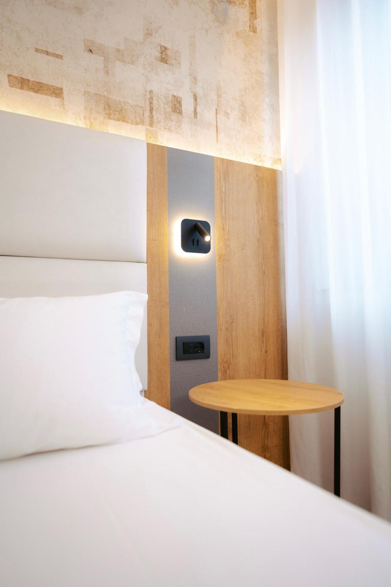 Hotel Everest Trento Esterno foto