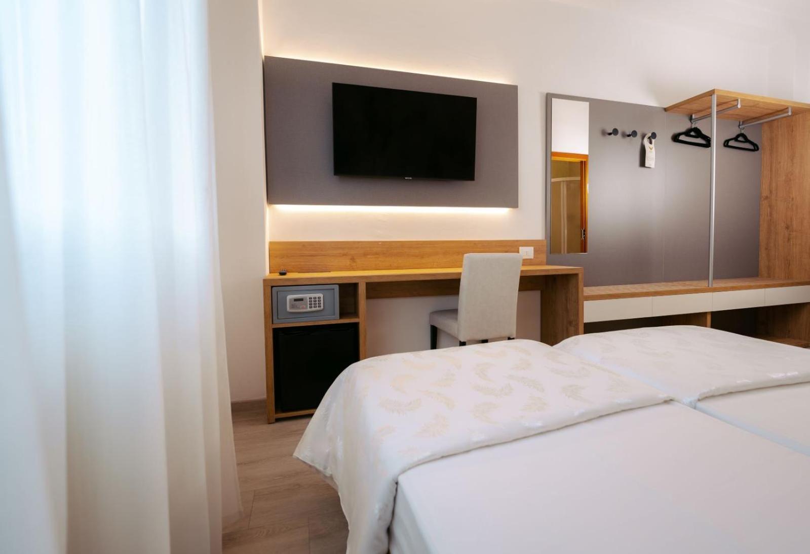 Hotel Everest Trento Esterno foto